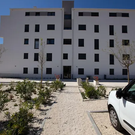 Ag With Balcony And Garage * Zadar